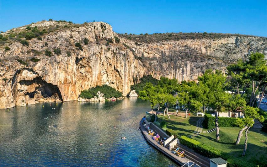 Deluxe Apartment In Vouliagmeni Афины Экстерьер фото