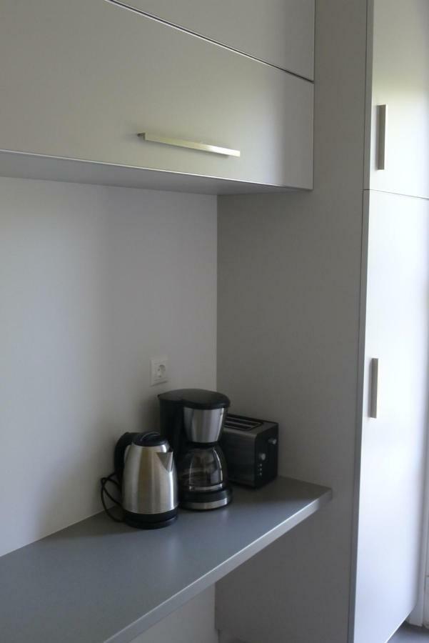 Deluxe Apartment In Vouliagmeni Афины Экстерьер фото